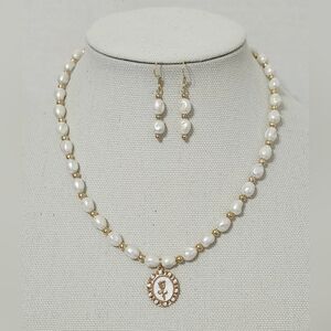 Elegant Glass Faux Pearl Necklace and Earring Set Cream Rose Classic Party New